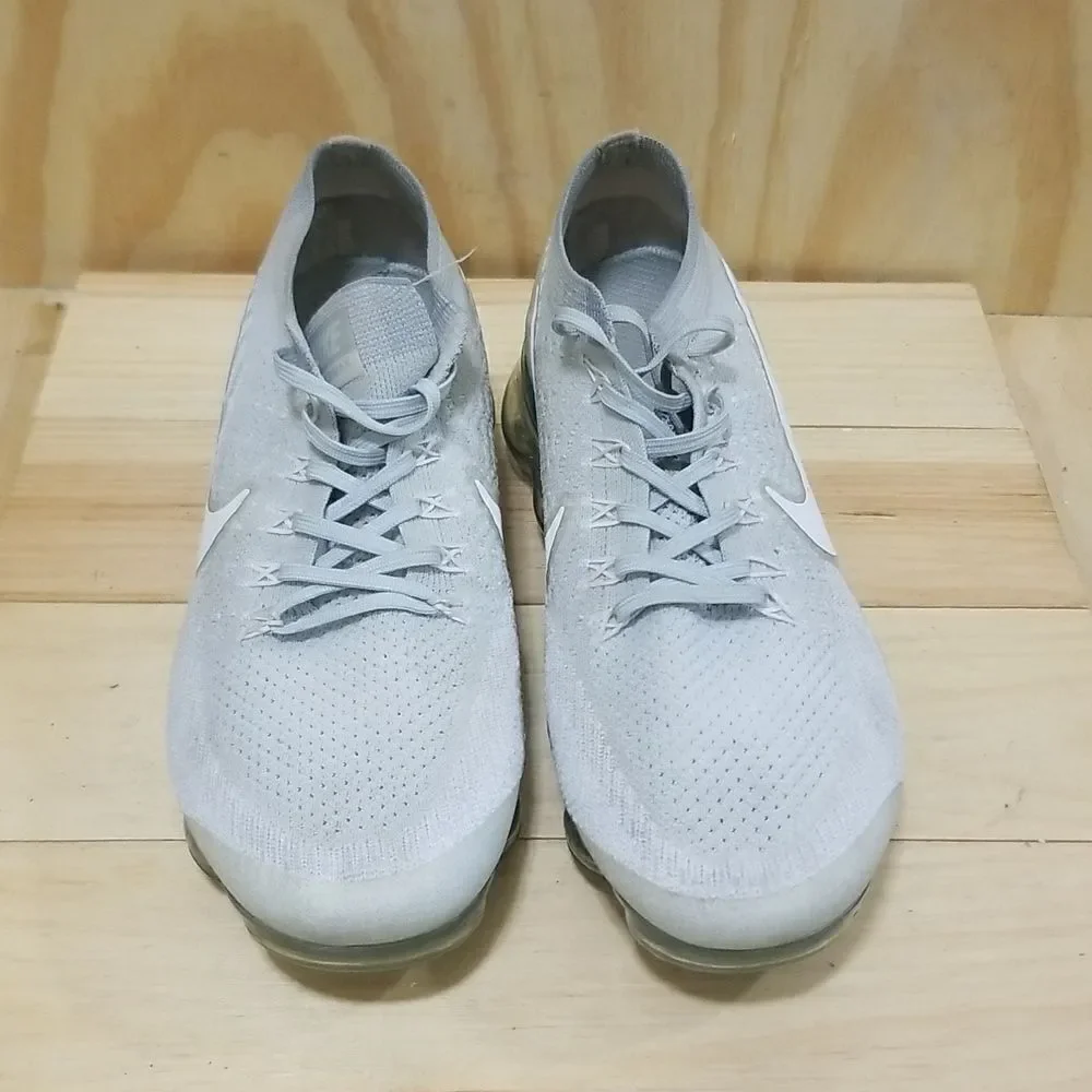 Nike Air Vapor Max Pure Platinum 849558-004 Size 7 .5 Women's Grey White